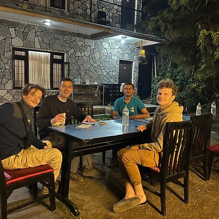 Trekkers Lodge Pokhara Eksteriør bilde