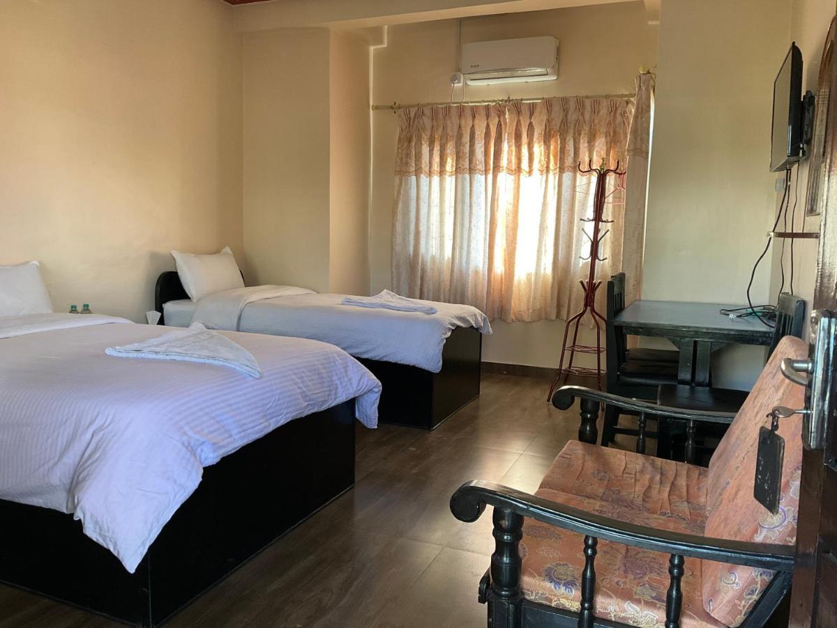 Trekkers Lodge Pokhara Eksteriør bilde