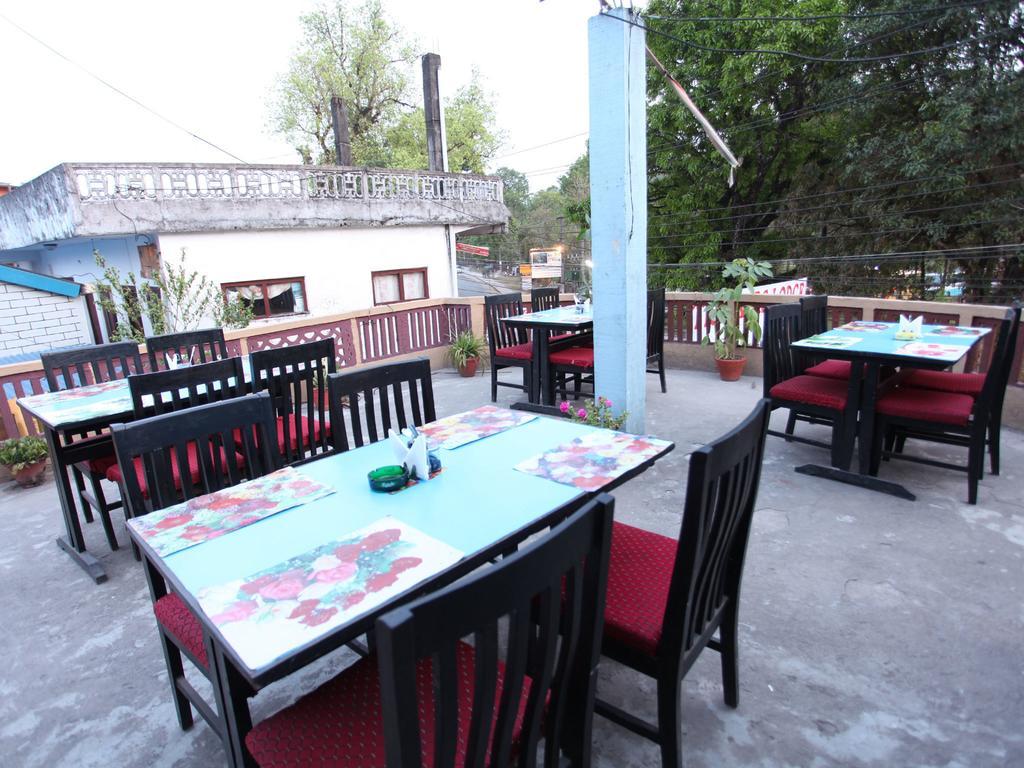 Trekkers Lodge Pokhara Eksteriør bilde