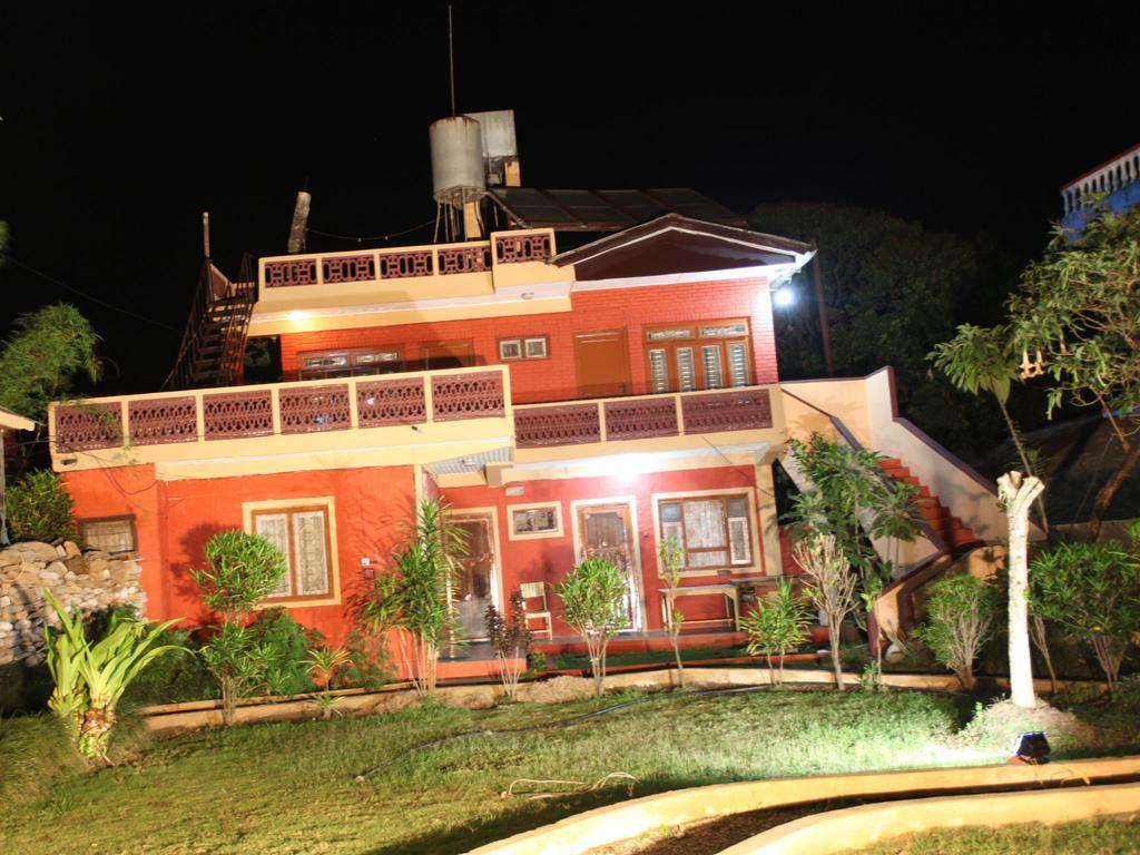 Trekkers Lodge Pokhara Eksteriør bilde