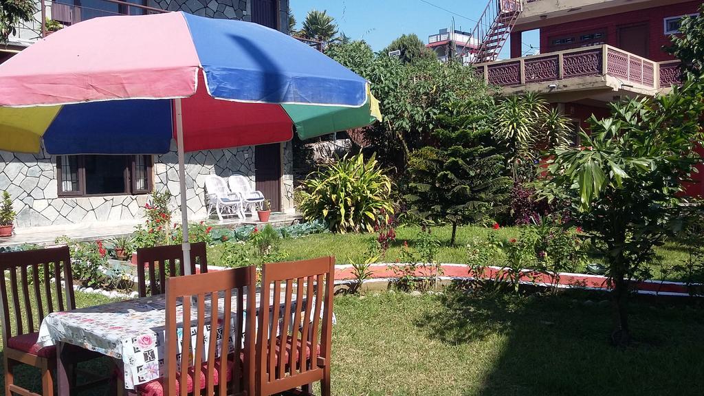 Trekkers Lodge Pokhara Eksteriør bilde