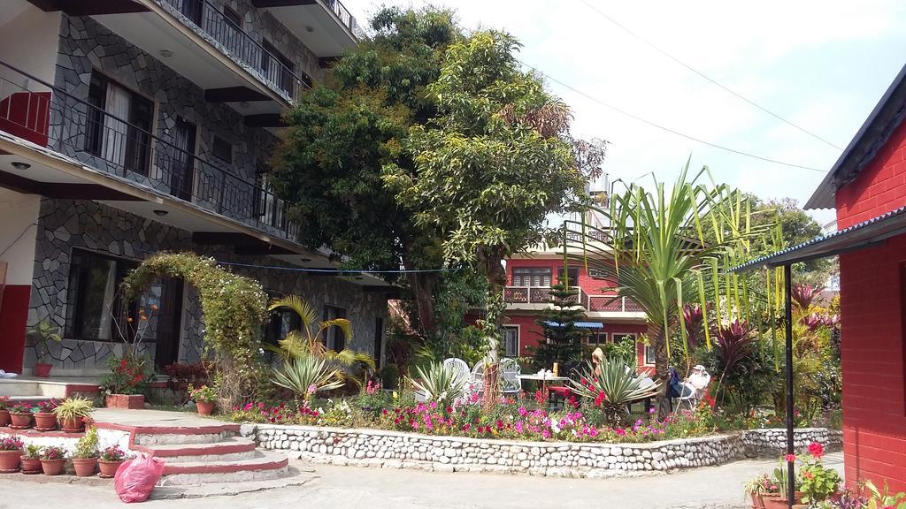 Trekkers Lodge Pokhara Eksteriør bilde