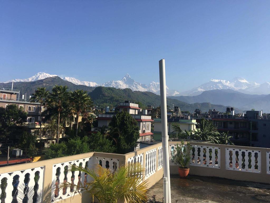 Trekkers Lodge Pokhara Eksteriør bilde