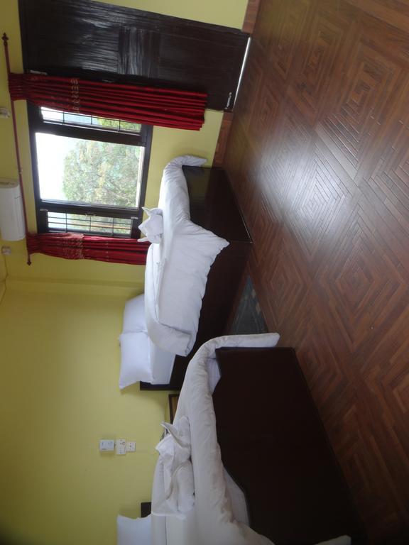 Trekkers Lodge Pokhara Eksteriør bilde