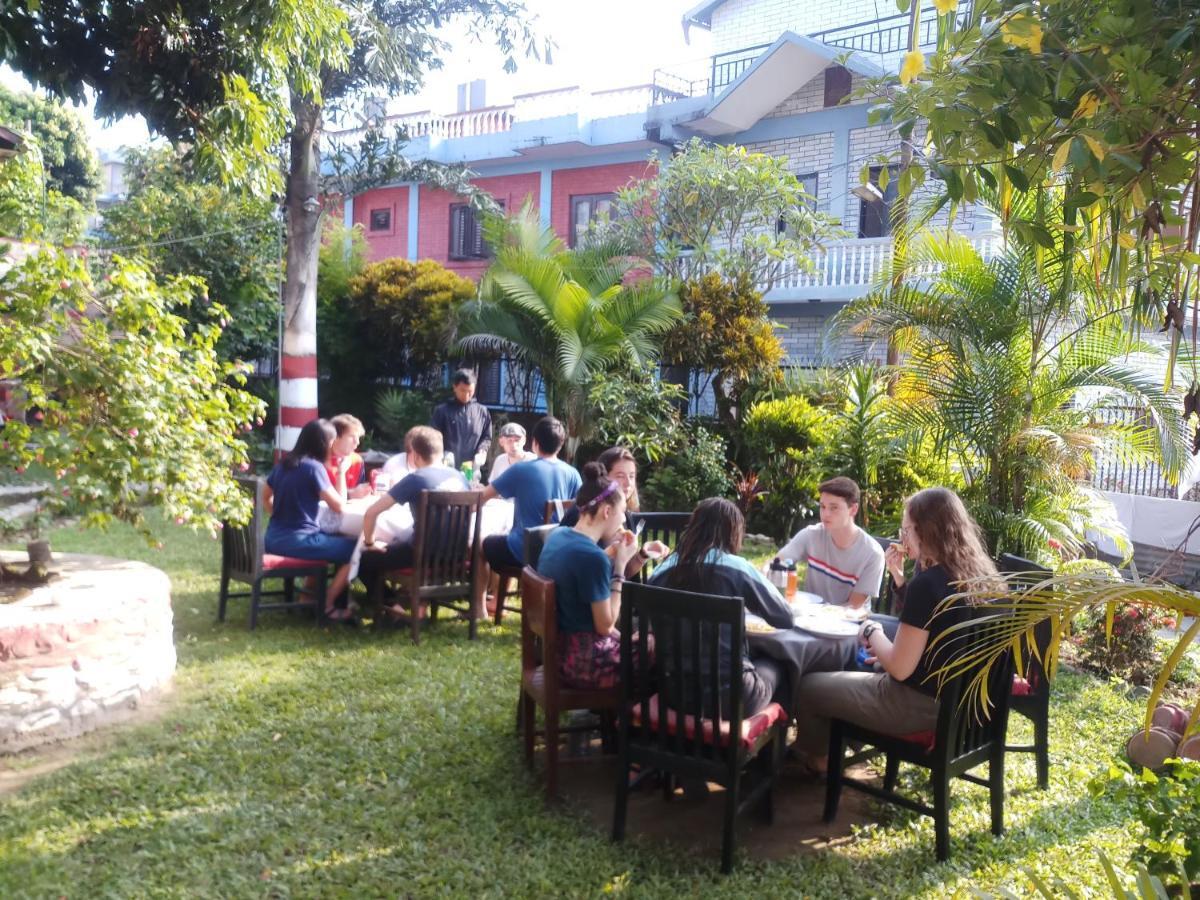 Trekkers Lodge Pokhara Eksteriør bilde